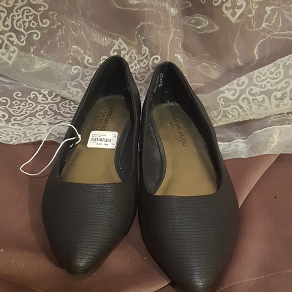 Black flats shoes